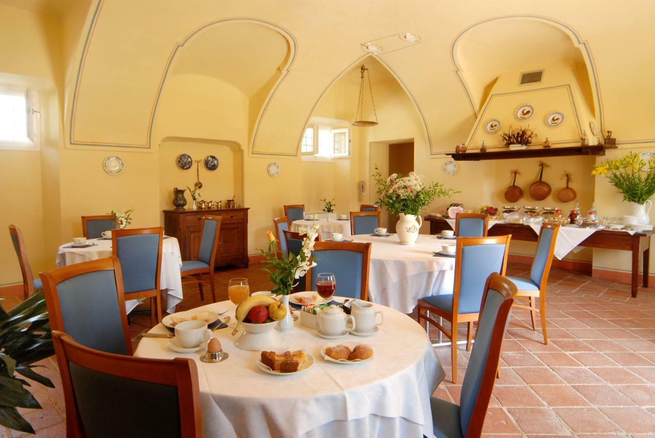 Hotel Antico Podere Propano Салуцо Екстериор снимка